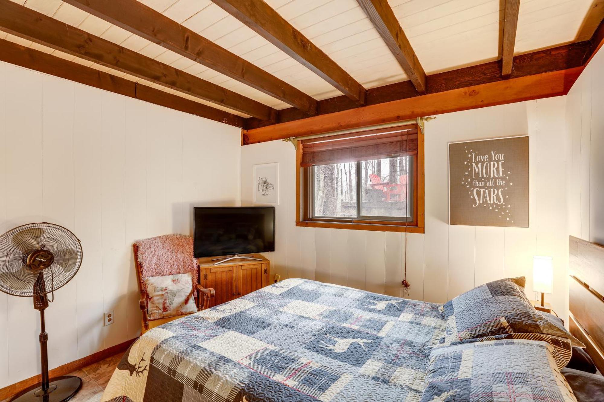 A-Frame Cabin With Hot Tub 1 Mi To Beech Mountain! 외부 사진