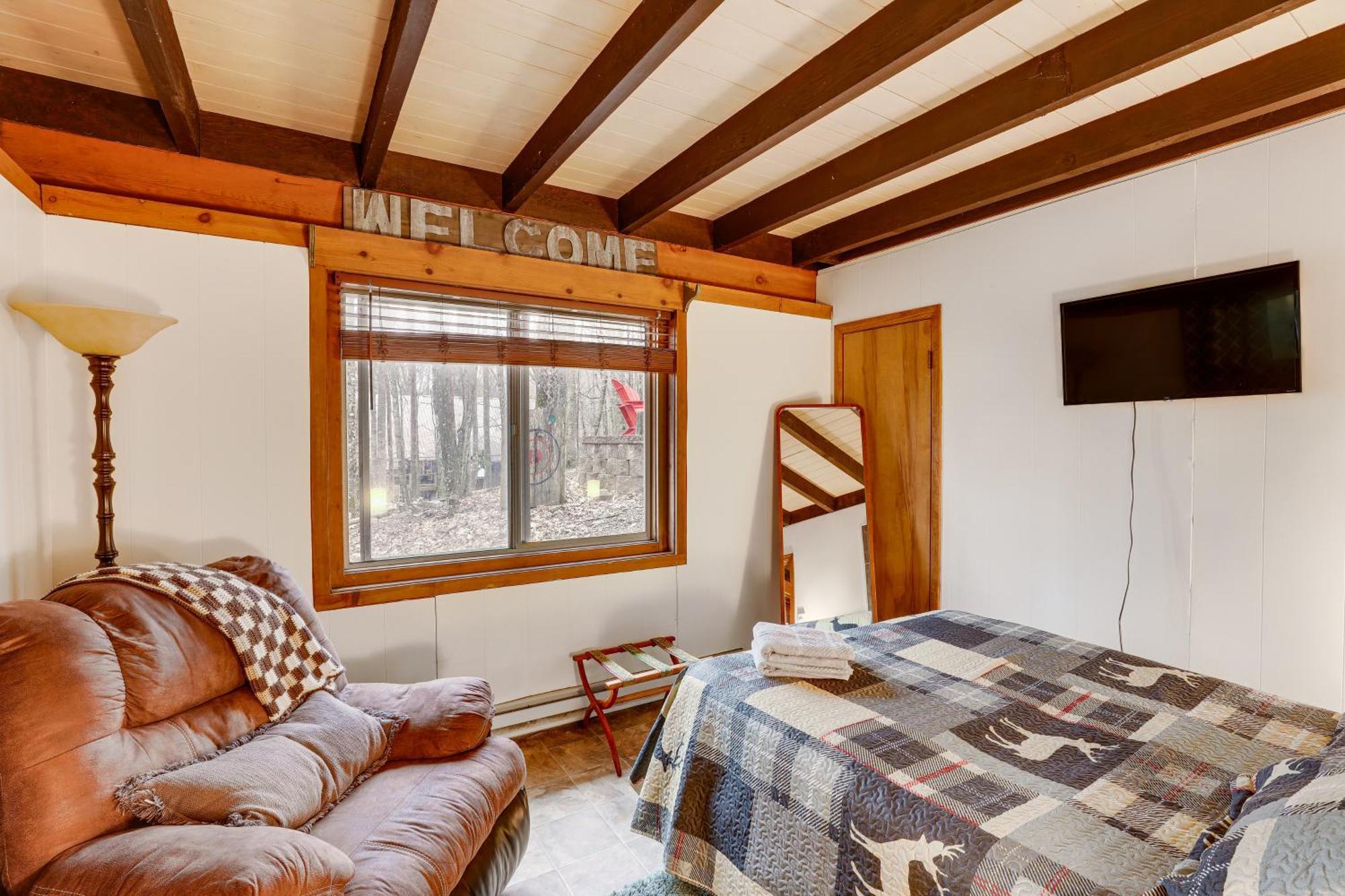A-Frame Cabin With Hot Tub 1 Mi To Beech Mountain! 외부 사진